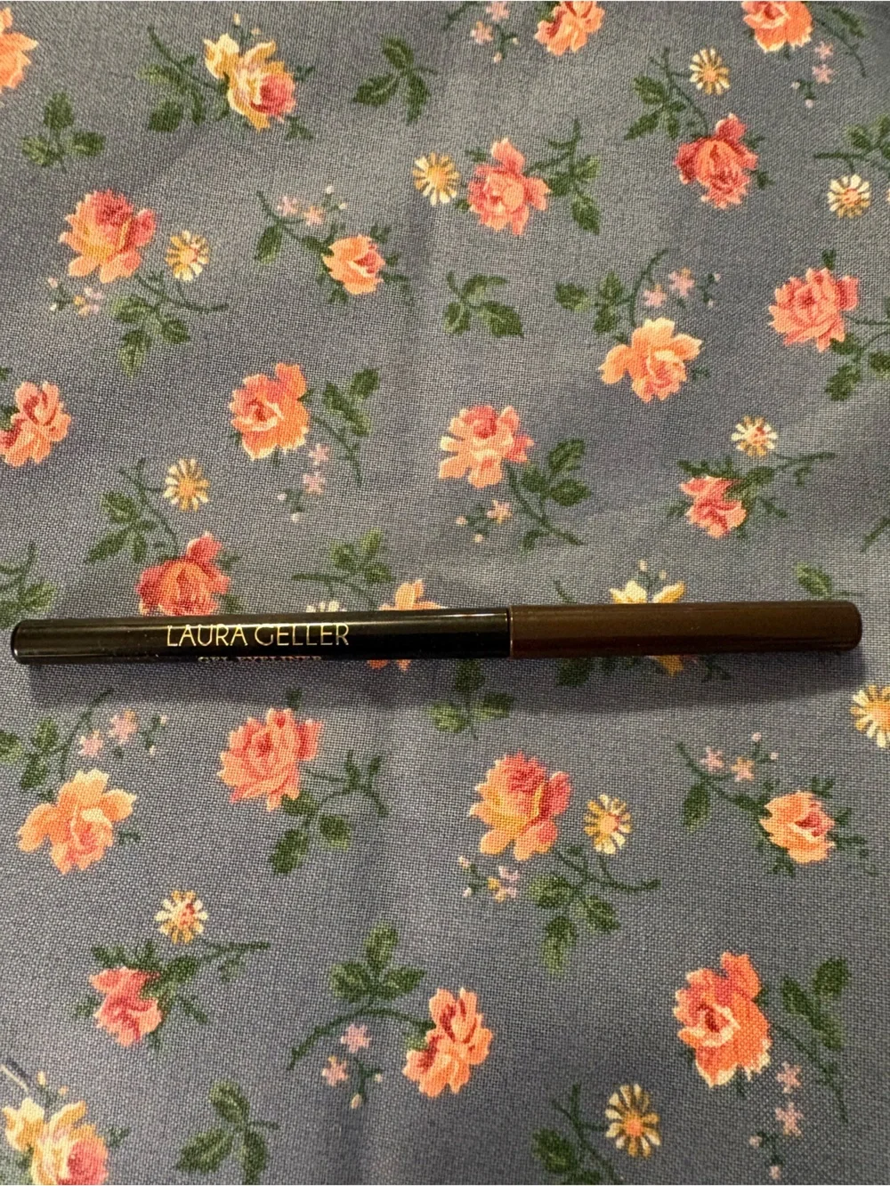 NWt Laura  Gel Eyeliner DARK BROWN